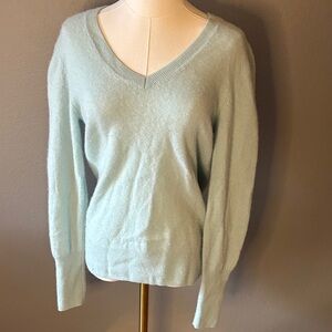 Cashmere Soft V-Neck Women's Sweater in Light Aqua